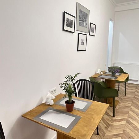 Opera Boutique Hotel 트빌리시 외부 사진