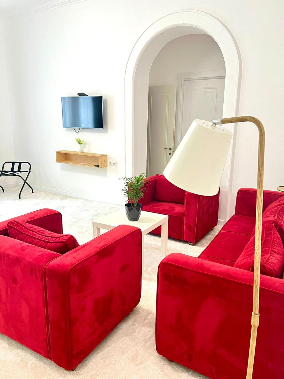 Opera Boutique Hotel 트빌리시 외부 사진